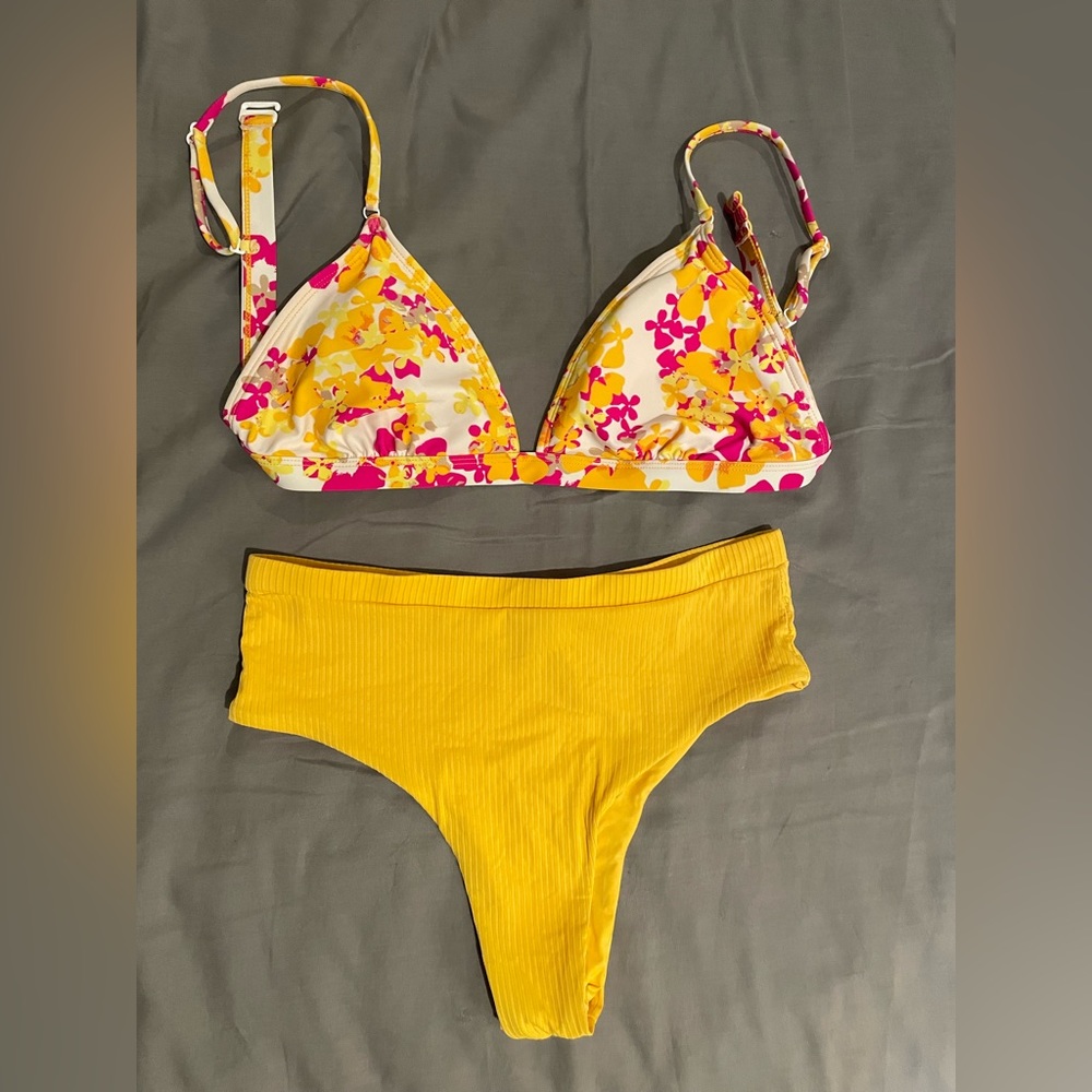 Summer bathing suit set